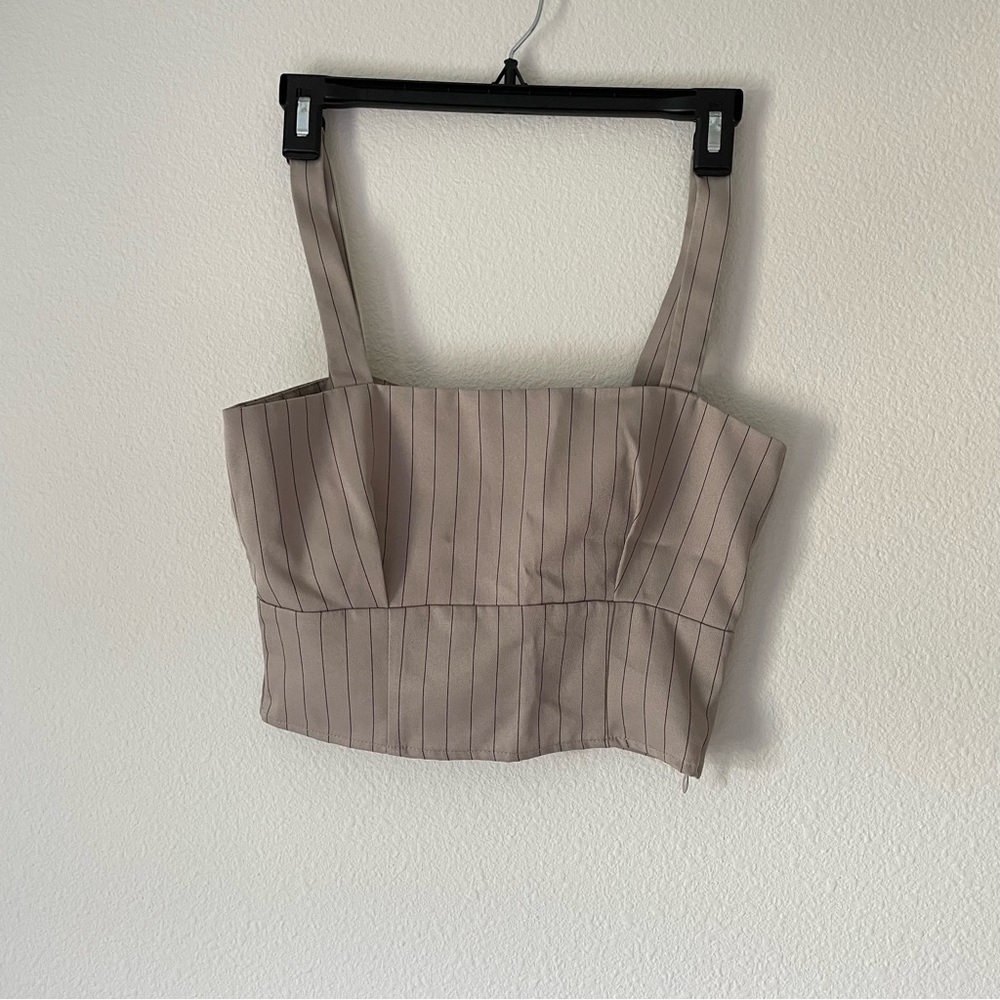 Misguided Beige Cropped Top Stripped size 0 Petite